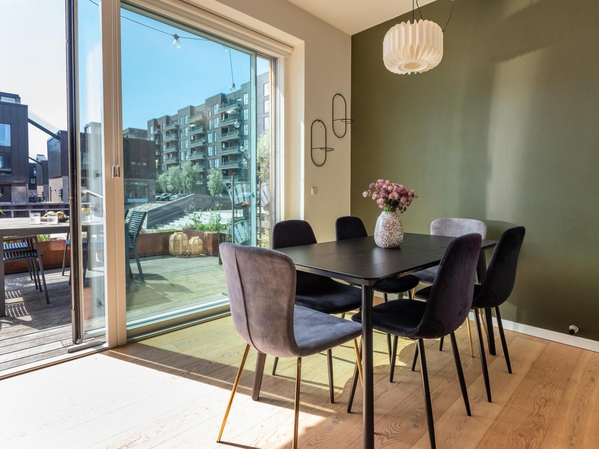 Sanders Pier - Fantastic 3-bedroom Townhouse With Balcony Terrace Kopenhagen
